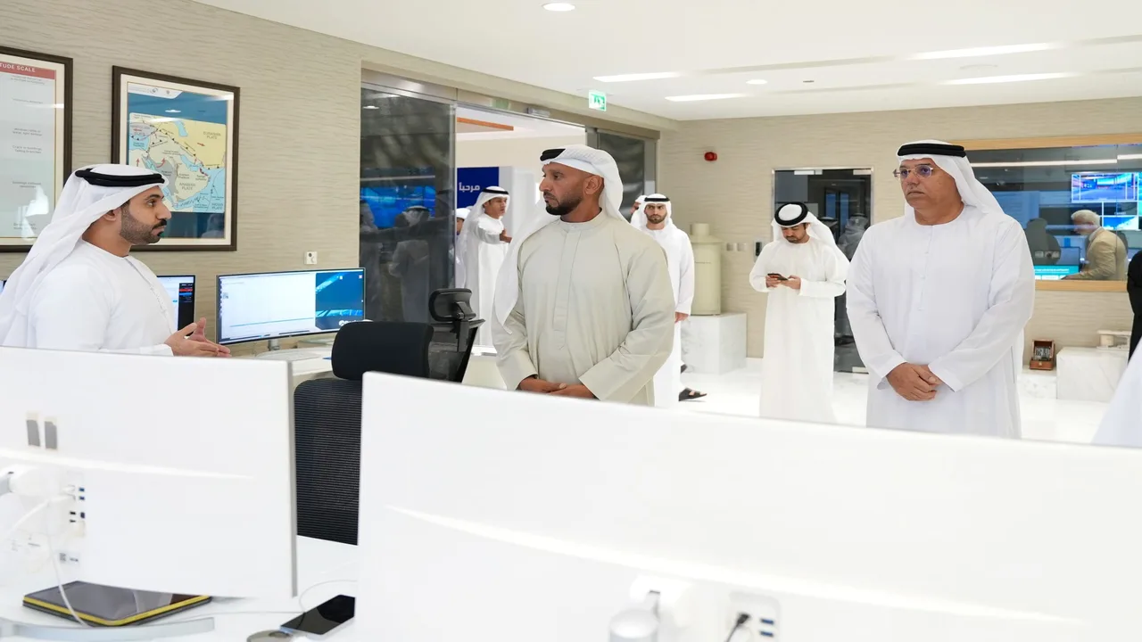 عبدالله آل حامد يستعرض جهود المركز الوطني للأرصاد في علوم الطقس والمناخ